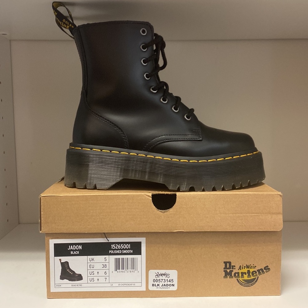 Dr. Martens- Jadon